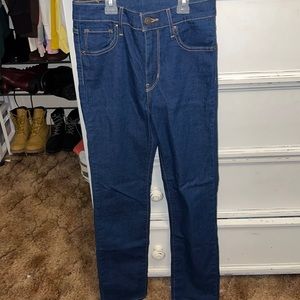 Levi’s Straight Leg Jean